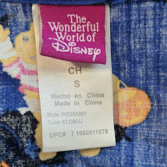 (796) Wonderful World of Disney Woman's Winnie the Pooh Halloween Scrubs - Picture 7 of 15